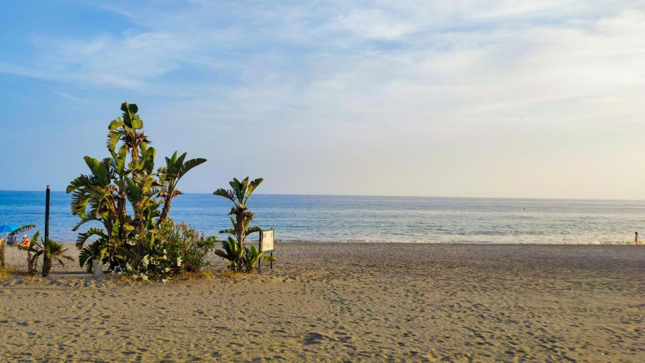 Laguna Beach Costasol - Alojamientos La Torre Torrox Ngoại thất bức ảnh